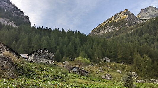 Ai Laghi Verdi con Lanzotrekking